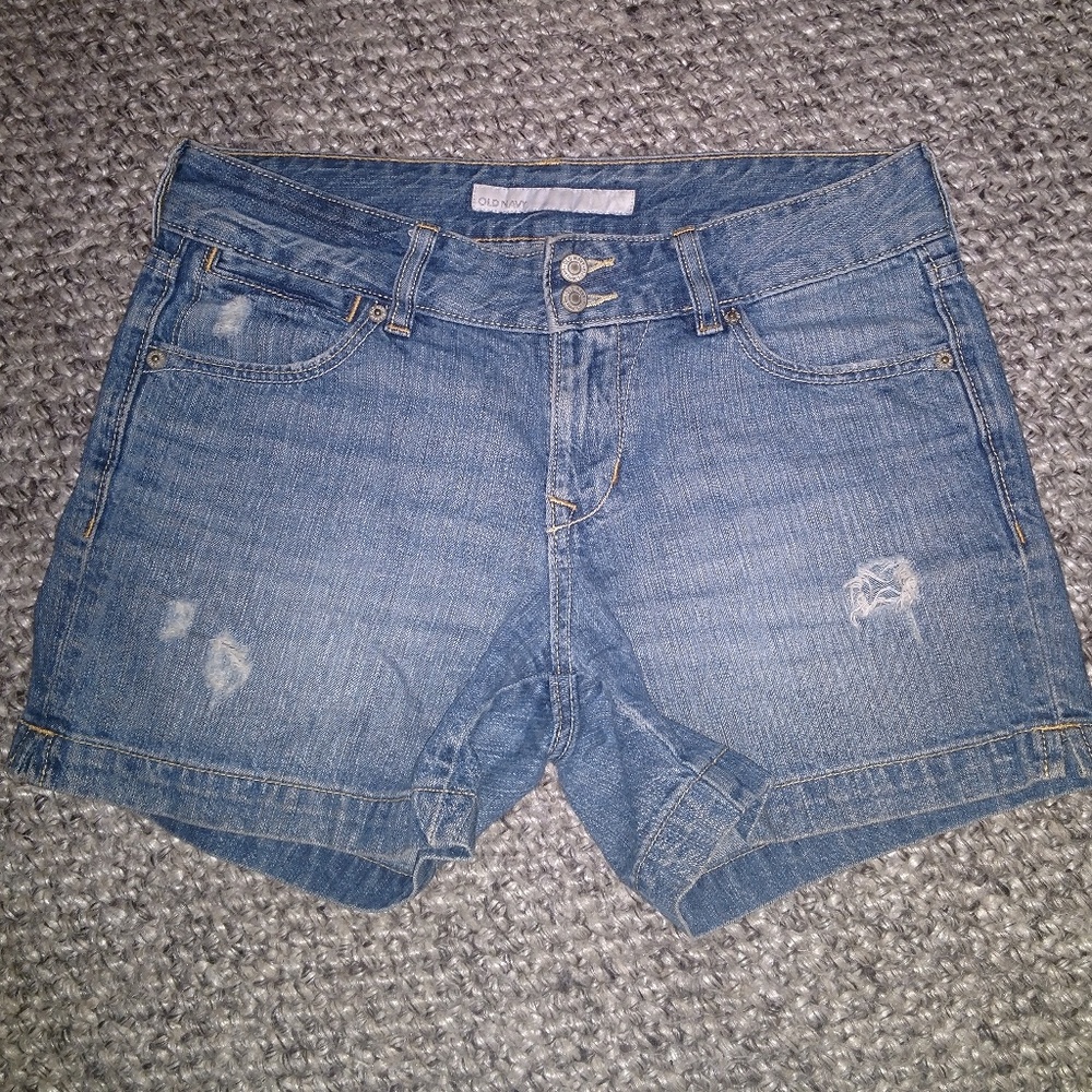 Distressed Old Navy jean shorts